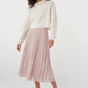 XL Aritzia Twirl Skirt - Pink